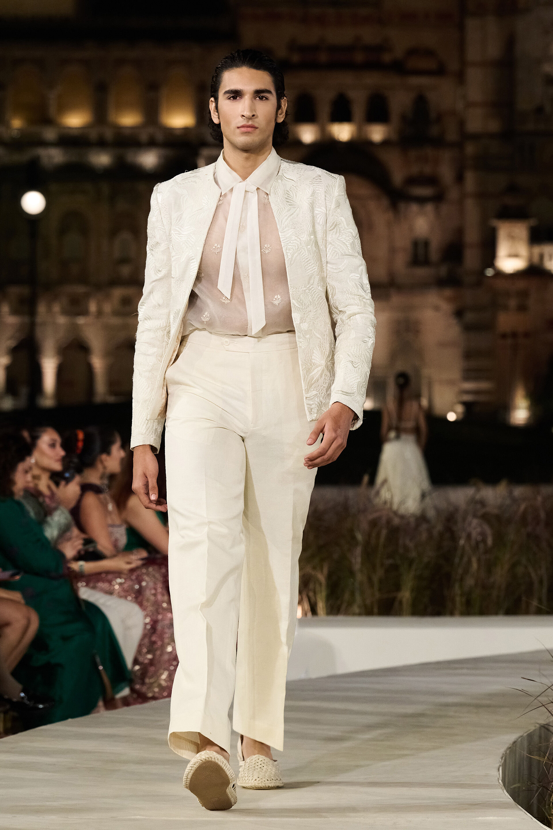 Branok Embroidered Silk Jacket Set - Natural